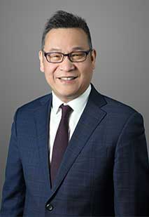 吴丰昌-正装照.jpg